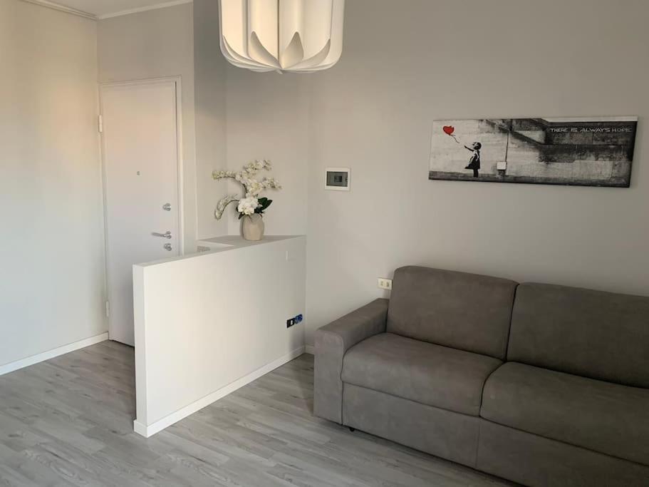 Milano Besana Rent House Apartment Exterior foto